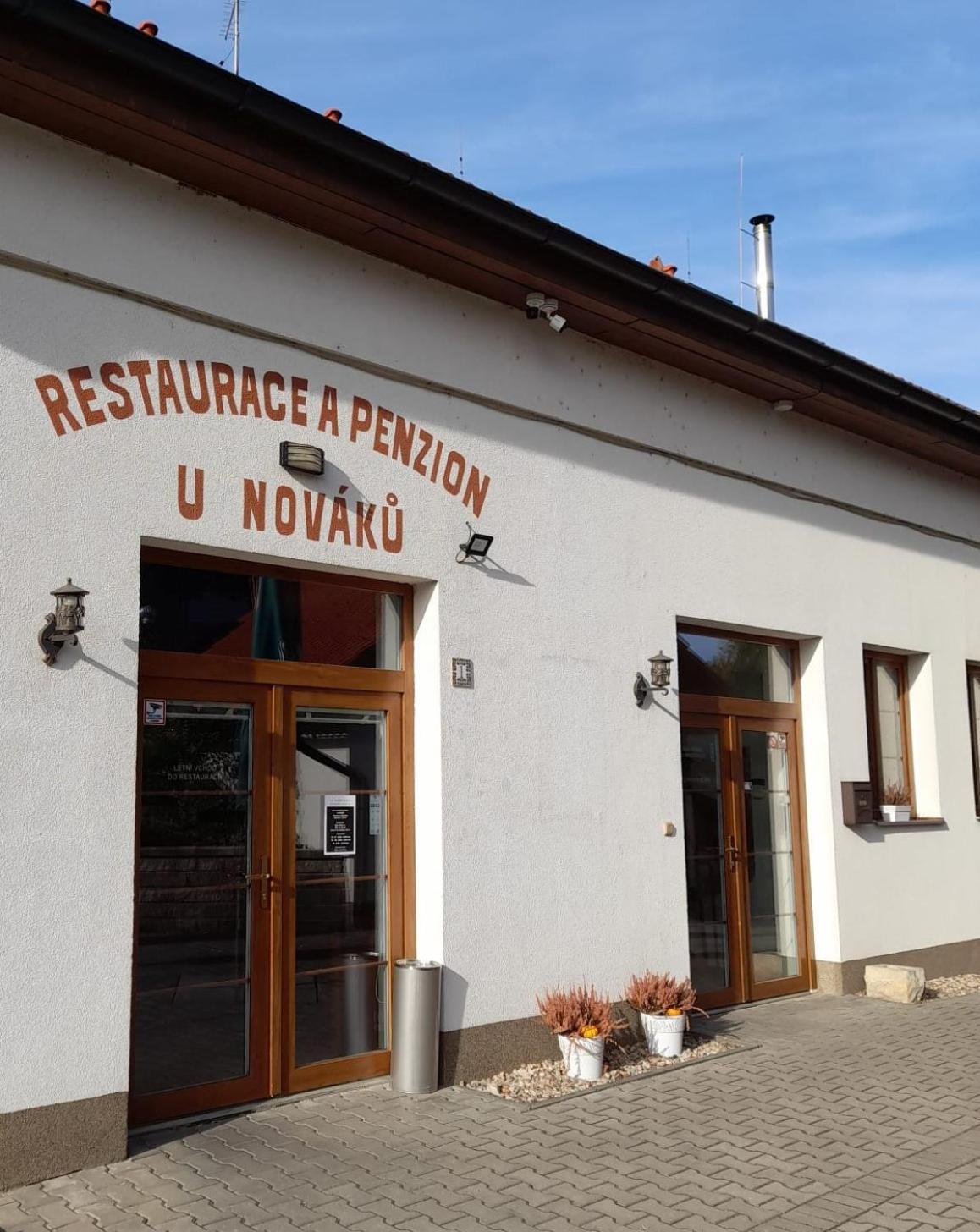 Penzion A Restaurace U Novaku Bítovany Extérieur photo
